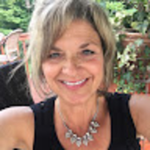 Meet your Posher, Tamara - Picture 1 of 1